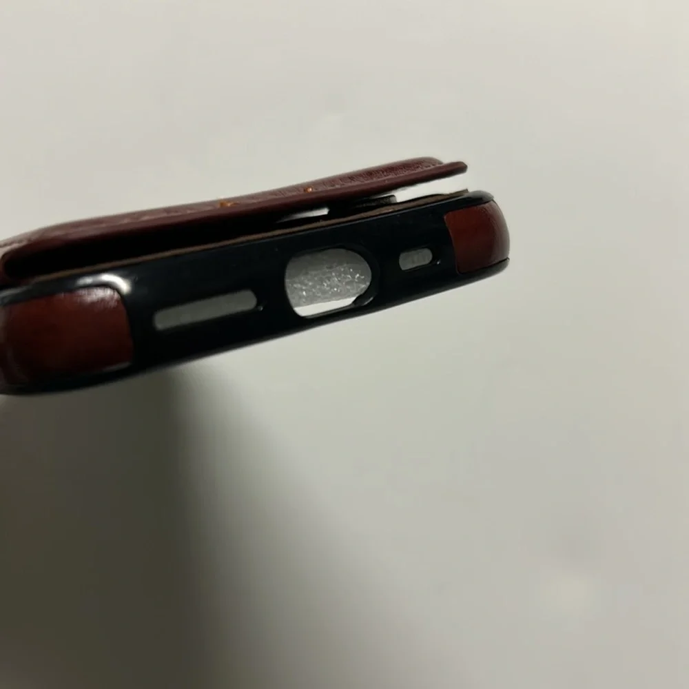 Venoro Case for iPhone - Picture 5 of 5